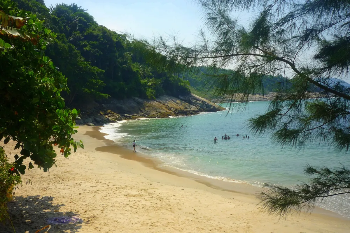 Praia do Éden