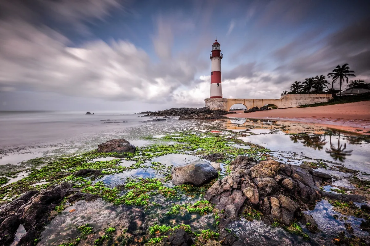 Farol de Itapuã