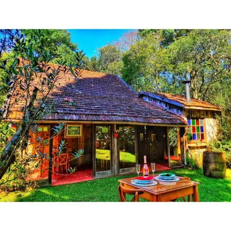 Cantibello, Gramado